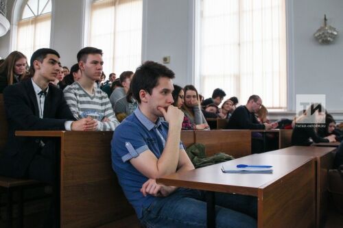 Татарстан Идел буе федераль округы төбәкләре арасында студентлар саны буенча лидер булды