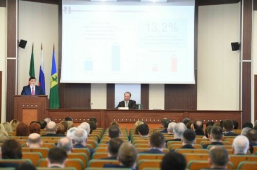 Түбән Камада сәнәгать парклары эшчәнлеге турында фикер алыштылар