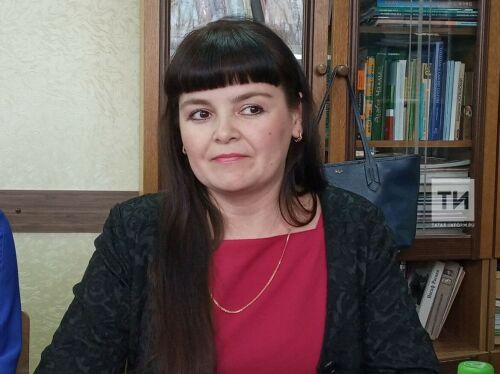 Мари Элдан Сания Газизҗанова: Татар конгрессында төбәкчеләр өчен ярдәм фонды булсын иде