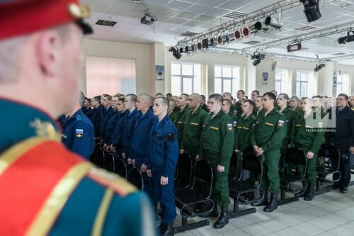 Владимир Путин: Армиягә чакырылыш оештыру тарихта калачак