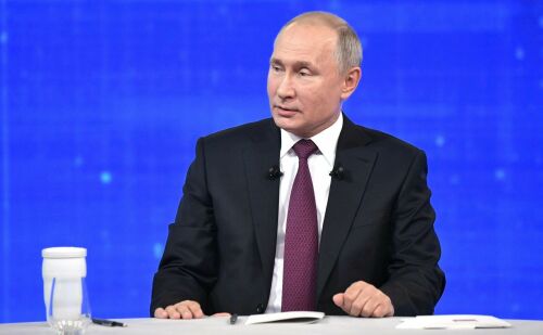 Путин: Фейк яңалыклар проблемасы кискенләшә бара