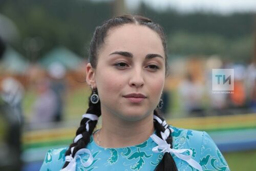 «Сөмбел» фильмында төп рольне Кырым татары Сабина Асанова башкара 