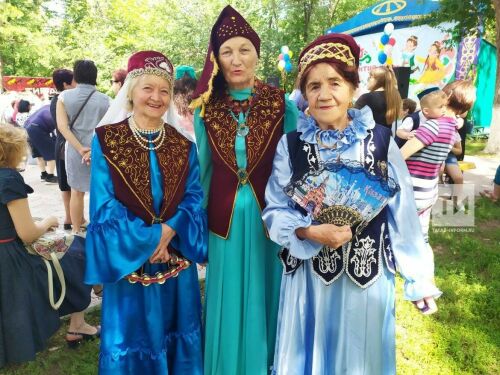 Уральск татары: Сабантуй - безнең басып алучылар булмавыбызны күрсәтүче бәйрәм
