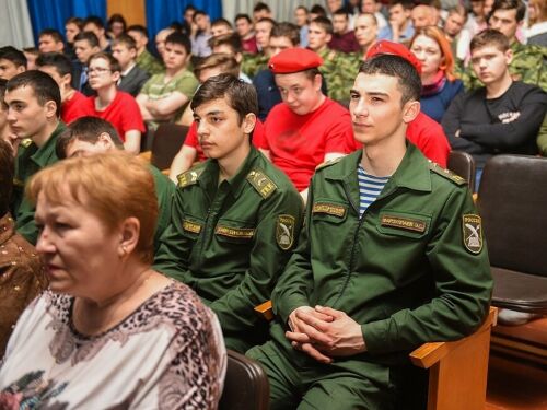 Түбән Камадан 300дән артык егет армиягә китәчәк