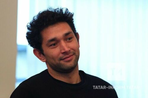 Олег Кинҗәгулов Чаллы театрына башкарма директор билгеләнү хәбәрен кире какты