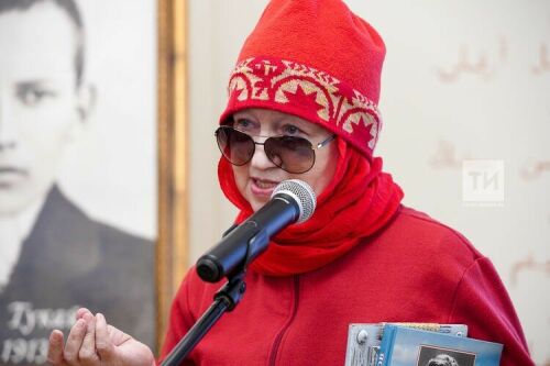 Наилә Ахунова: Зәйнәп Максудовага багышланган хезмәттә автор дөрес мәгълүмат бирмәгән