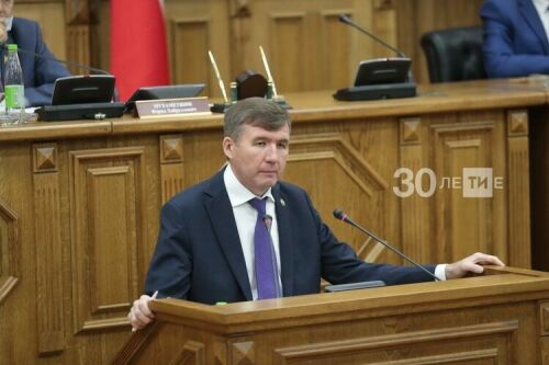 Икътисад министры агросәнәгать комлексында финанс нәтиҗәләрен арттырырга өндәде