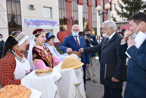 Татарстанда Туган телләр һәм халыклар бердәмлеге елына махсус бүләк кертелергә мөмкин