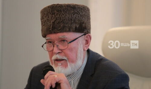 Рабит Батулла туган телне ана теле дип әйтергә өндәде