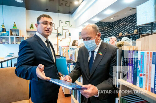 Марат Әхмәтов: Әдәби кафе проектын Казанның башка урыннарына да тәкъдим итәргә кирәк