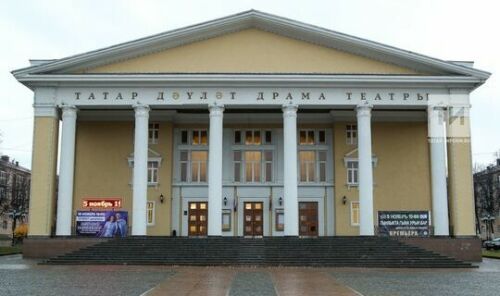 Әлмәт театры Зөлфәт Хәкимнең «Ана җыры» романын сәхнәләштерергә планлаштыра