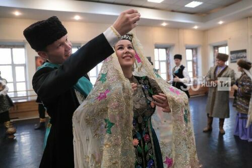 Татар дәүләт җыр һәм бию ансамбле сәхнәгә туй йолаларын күрсәткән программа чыгара 