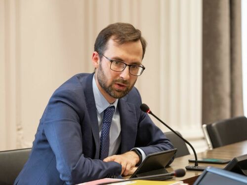 Казан мэриясендә кешеләргә кулдан ясалган медицина битлекләре кулланырга киңәш итәләр