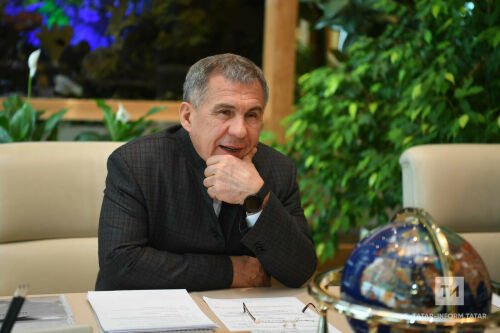 Миңнеханов Harley Owners Group вәкиле белән Казанда байк-шоу үткәрү хакында сөйләште