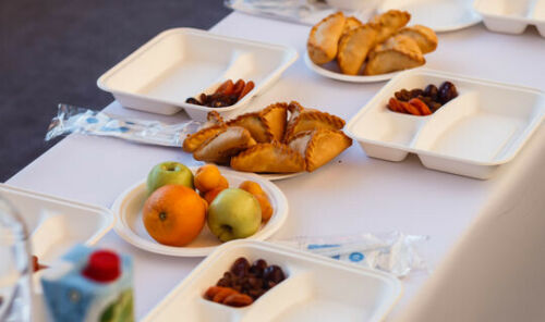  Рамазанда ифтар ризыкларын әзерләү өчен 40 яшьтән өлкәнрәк волонтерлар чакырылмаган