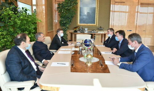 Татарстан Хөкүмәте йортында Россия авиатөзелешенә ярдәм итү турында сөйләштеләр