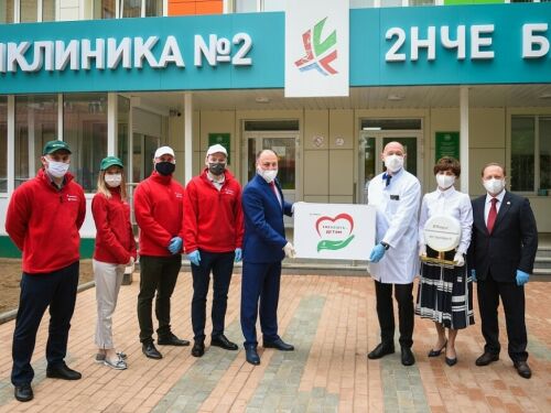 Түбән Камада балалар табибларына 1,4 миллион сумлык җиһаз бүләк иттеләр