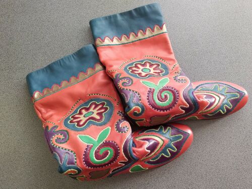 Россия этнография музее кыйммәтле экспонат - татар читеге белән баетылды