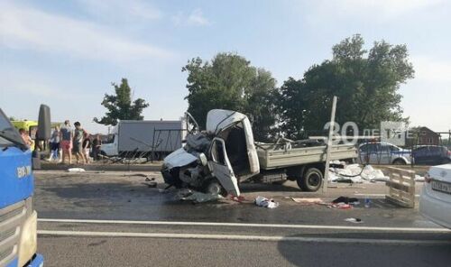 Казан — Яшел Үзән трассасында юл-транспорт һәлакәтендә өч кеше зыян күргән