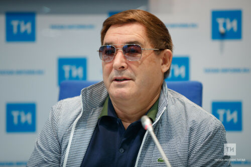 Салават Фәтхетдинов: Бүген КХТИны тәмамлаган кешеләр продюсер булып эшли