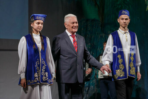 Мәсгут Имашевның 90 яшьлегенә багышланган юбилей кичәсе бара