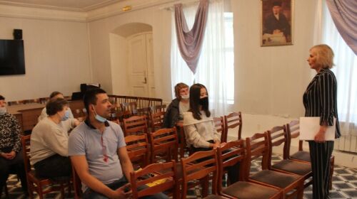 Екатеринбургта татар теле курсын узгач, таныклыкка телне үзләштерү дәрәҗәсе язылачак