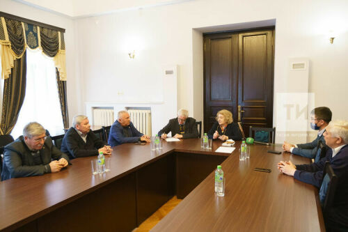 Татар балалар язучыларын Россиянең әдәби конкурсларында катнашырга чакырдылар