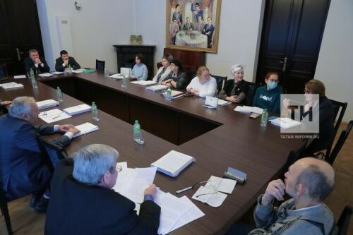 Татар телендә әдәби әсәрләр бәйгесенең чәчмә әсәрләр буенча кыска исемлеге билгеле