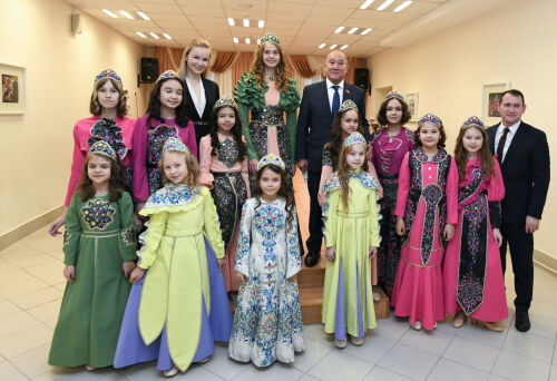 Казанда татар телен туган тел буларак 55 процент бала сайлаган