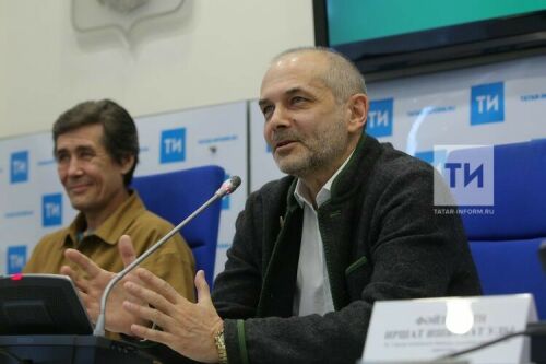 Фәрит Бикчәнтәев: Камал һәм Гафури театрлары арасында иҗади конкуренция бар