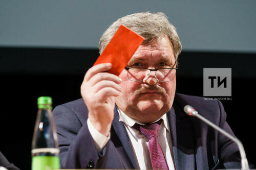 Ркаил Зәйдулла: Язучыларга активрак булырга кирәк, Президент ярдәм итәчәген әйтте