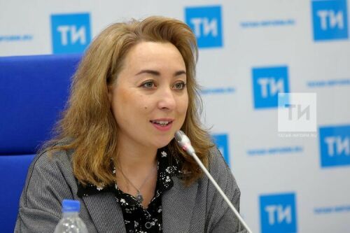 Луиза Янсуар театр лабораторияләрендә чыккан эскиз репертуарга керергә тиеш дип саный