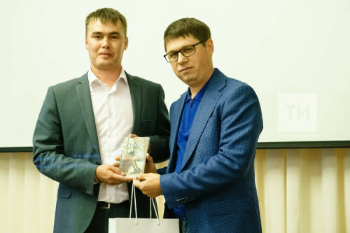 Айгиз Баймөхәммәтовның татар телендәге өченче китабы басылып чыкты