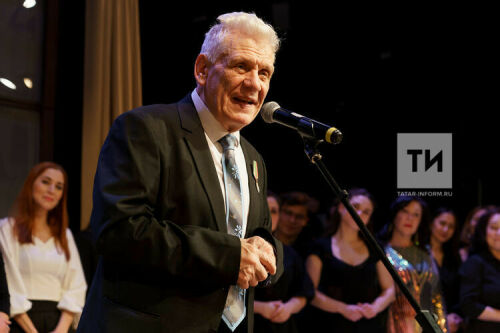 Кариев театры Нуриәхмәт Сафинның юбилеена премьера чыгарды