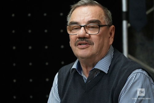 Нәҗип Бәдретдинов: Татар дигән милләт бар икән, теле дә, университеты да булырга тиеш