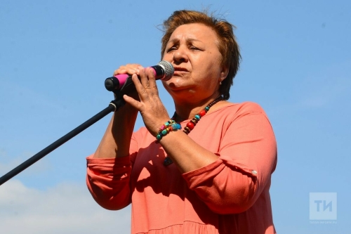 Бүген Камал театры Фирая Әкбәрованың иҗат кичәсен уздыра