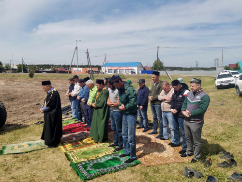 Төмәннең Вагай авылында Җәмигъ мәчете төзелешенә ярдәм кирәк: Мәчет өчен бер миллион