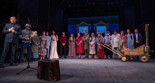 Түбән Кама театры баш режиссёры Рөстәм Галиевның «...Чаклар» китабы тәкъдим ителде