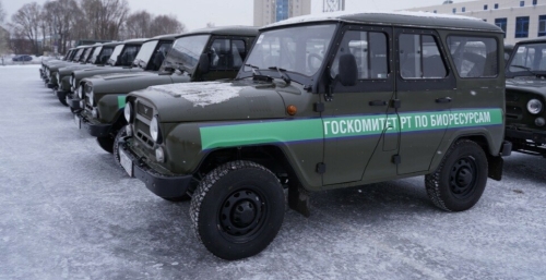 Миңнеханов Биологик ресурслар буенча дәүләт комитетына 43 автомобильгә сертификат биргән