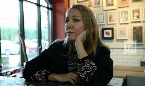 Зуля Камалова әтисе шигырьләренә альбом яздыра башлаган