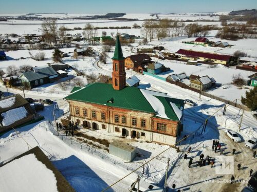 Кукмара районы Мәчкәрә авылындагы борынгы мәчетне төзекләндерү эшләре башланды