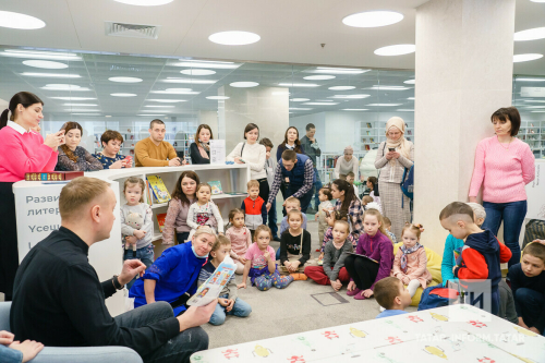 «Салават күпере» журналы балалар китабы көне уңаеннан «Гаилә бәйрәме» уздырды