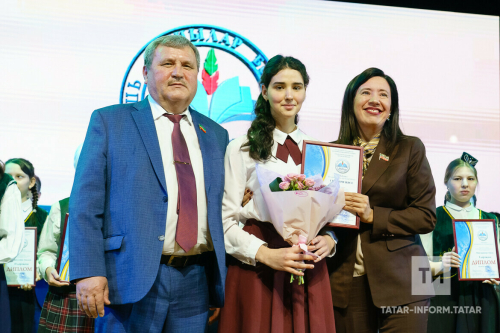 «Илһам» Бөтенроссия яшь шагыйрьләр һәм язучылар бәйгесенең Гран-при иясе билгеле