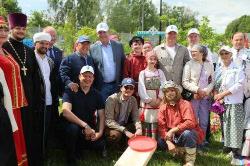 Рөстәм Миңнеханов: Сабантуй бәйрәмендә һәрвакытта да төрле милләт вәкилләре катнаша