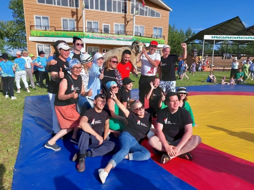 Театрлар Сабан туенда Кариев театрының яшь артисты Муса Камалов батыр калды