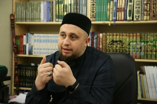 «Мөхәммәдия» мәдрәсәсе ректорының тагын бер урынбасары итеп Рөстәм Хәйруллин билгеләнде