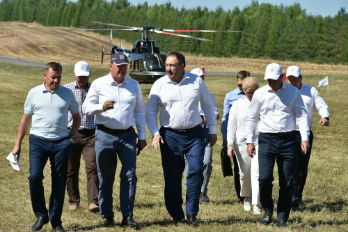 Татарстан Премьер-министры: Зәй районы - авыл хуҗалыгы өлкәсендә лидерларның берсе