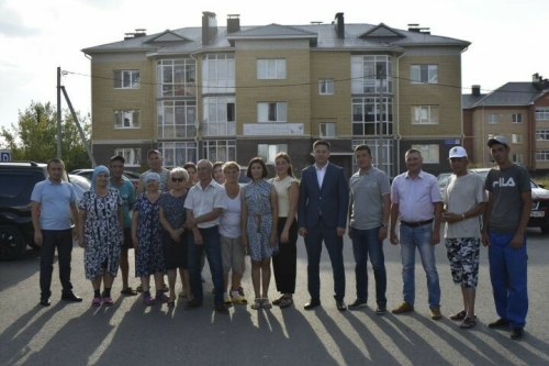 Апаста Салават Кәримов урамы ишегалларын ачу тантанасы булды