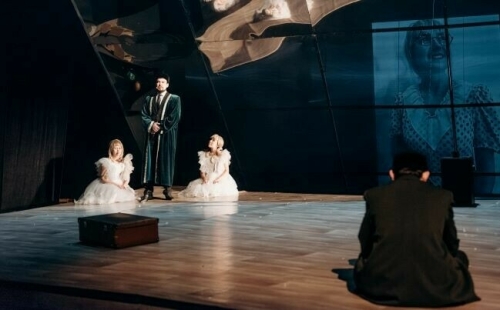 Рамил хәзрәт Юныс Әлмәт театры спектаклендә үз образын кулланырга рөхсәт биргән