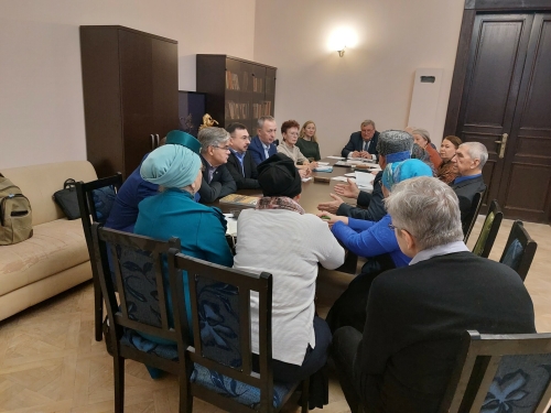 Татар җәмәгатьчелеге Чистайда татар шәхесләренә бәйле урыннарны саклау мәсьәләсен күтәрә